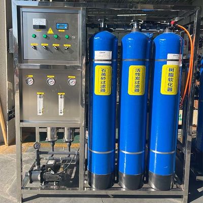Installation d'osmose inverse à trois réservoirs unipolaires de PVC de 0,5 tonne pour les petits espaces