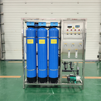 1 Composants de base 0,5 tonnes Équipement de traitement de l'eau par osmose inverse RO pour l'eau pure industrielle