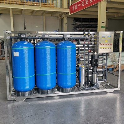 Components du noyau de la pompe Système d'osmose inverse industrielle pour 4 tonnes par heure