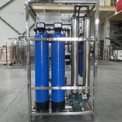 0.5 tonnes Equipement de traitement de l'eau par osmose inverse à double étage avec couleur vase bleu