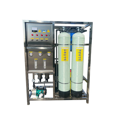 Système de traitement de l'eau par osmose inverse à l'aide d'une machine à rouleaux de 500 L/H personnalisée